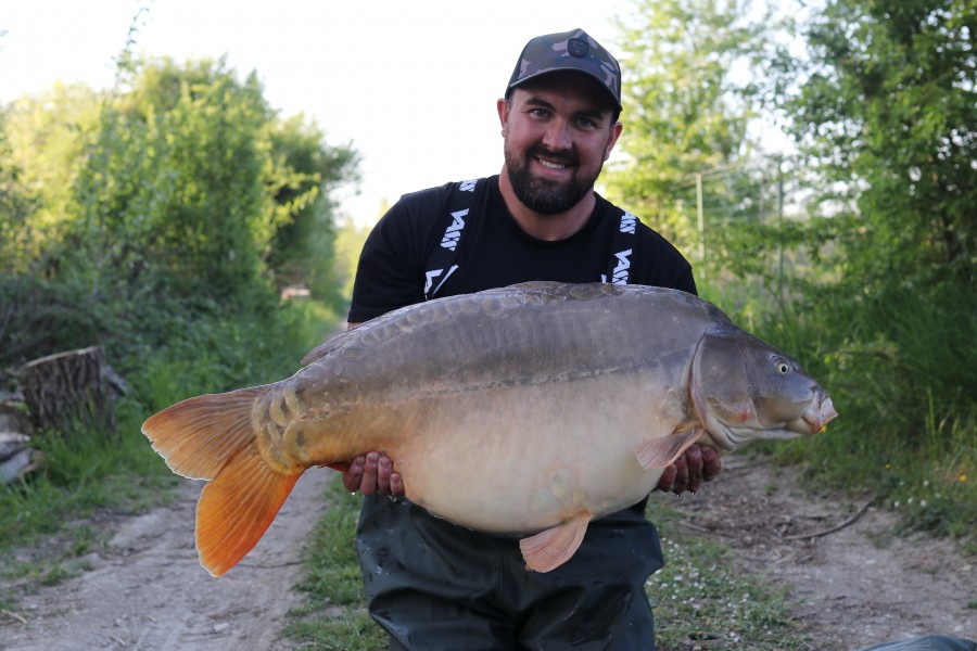 Chris Guy - 46lb 12oz - Turtles Corner - 30/04/2022