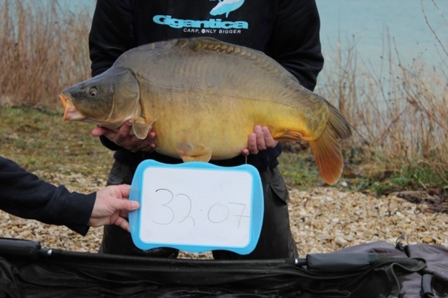 Fish 60 - Stocked at 32lb 7oz