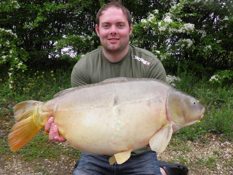 Johny with The harrier at 39lb 4oz May 2015