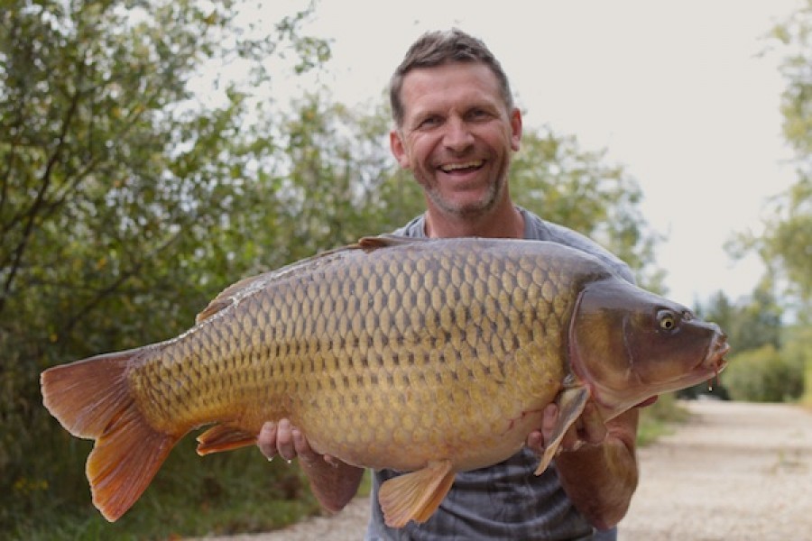 33lb 12oz Decoy September 2016