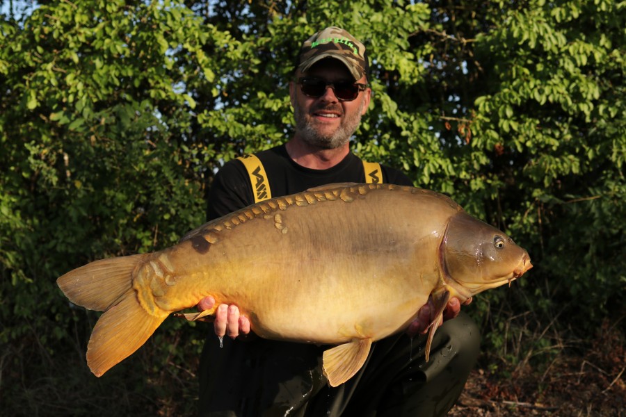 Andy Lewis - 36lb 8oz - Beach - 21.08.2021