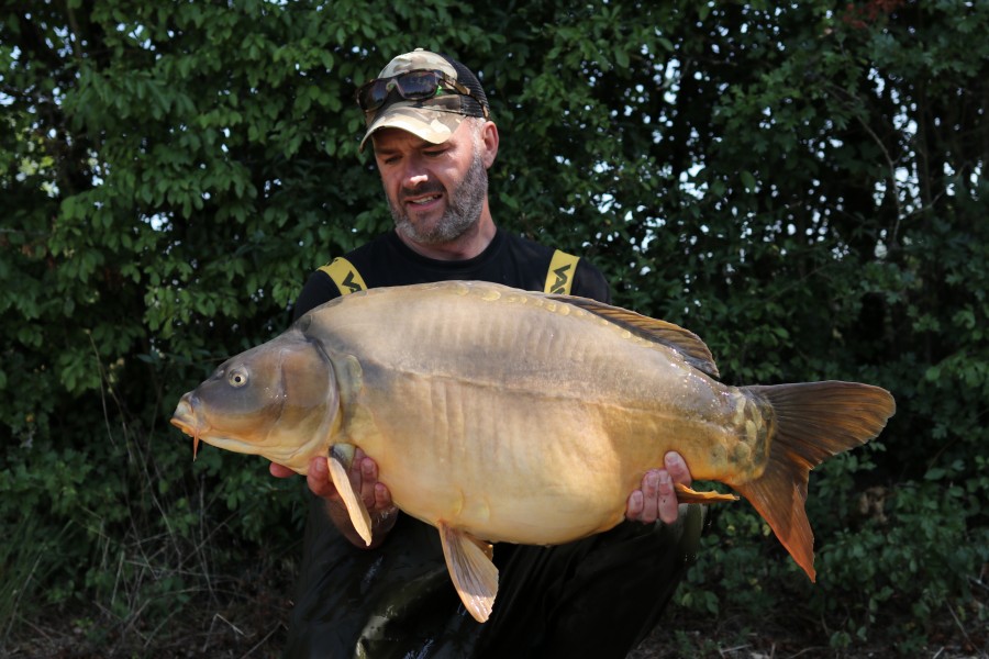 Andy Lewis - 40lb 12oz - Beach - 21.08.2021