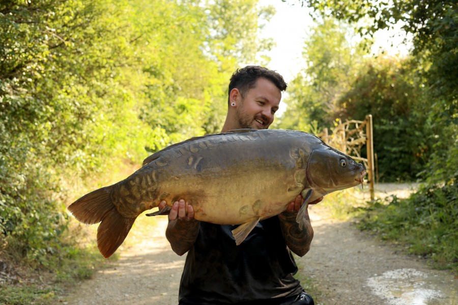 George Huggett - 37lb - Brambles - 20/07/2024
