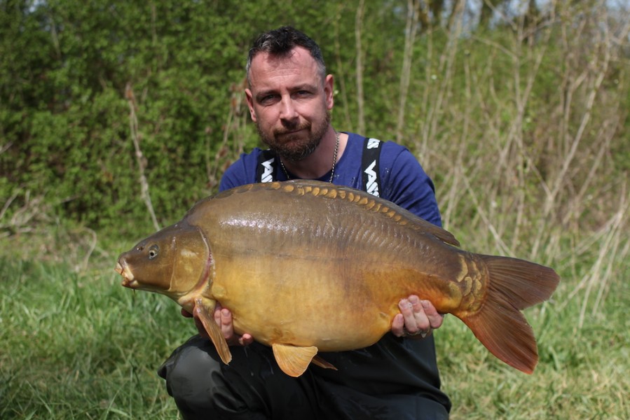 Terry Ingram, 30lb 8oz, Turtles Corner, 20.4.19