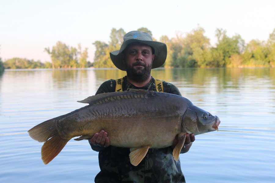 Ricky - 30lb 8oz - Decoy - 10/06/2023