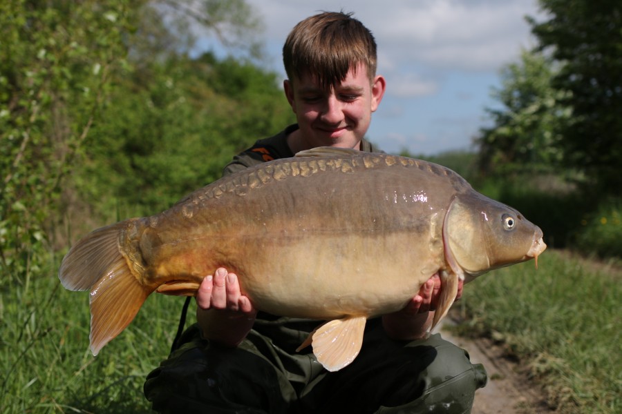 Lewis Deckx, 19lb, Turtles Corner, 11/05/19