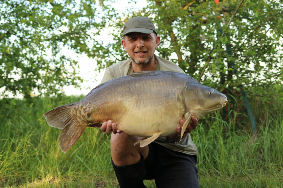 Darren Crossman - Turtles Corner - 33lb 8oz - 04/05/2024
