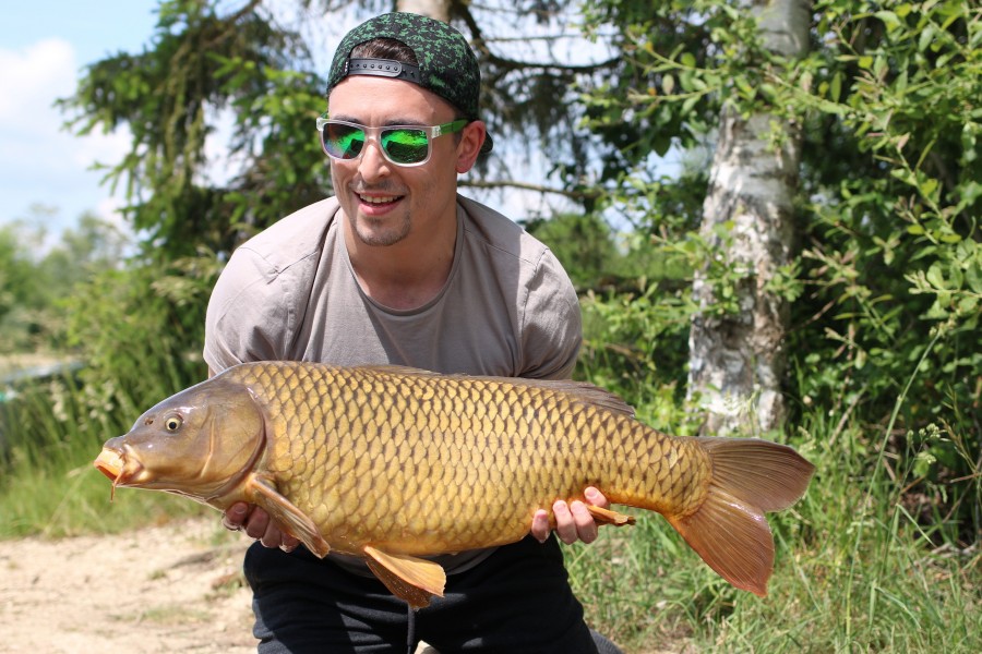 Buster with Topaz 16lb from Dunkerque