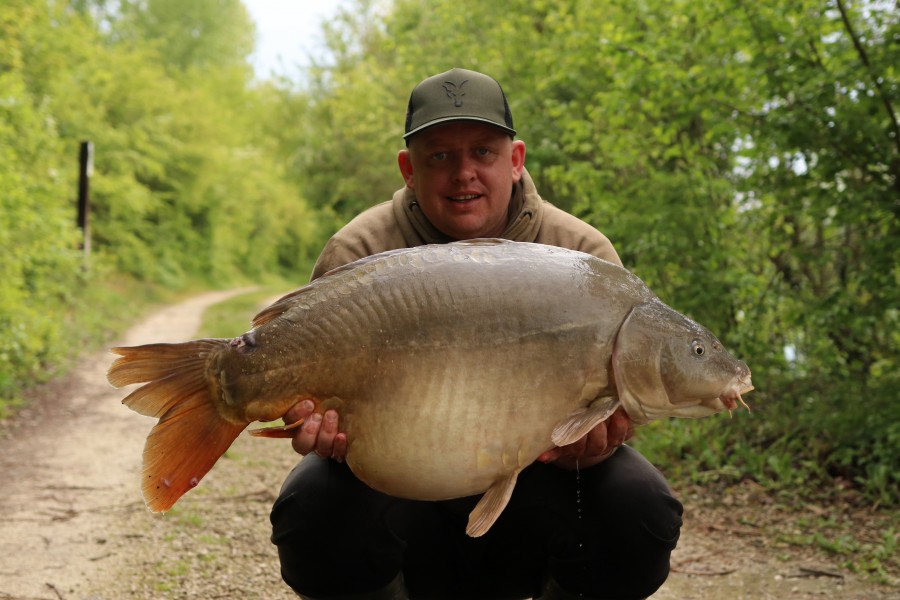 Aaron Burke - The Decoy - 44lb - 27/04/2024