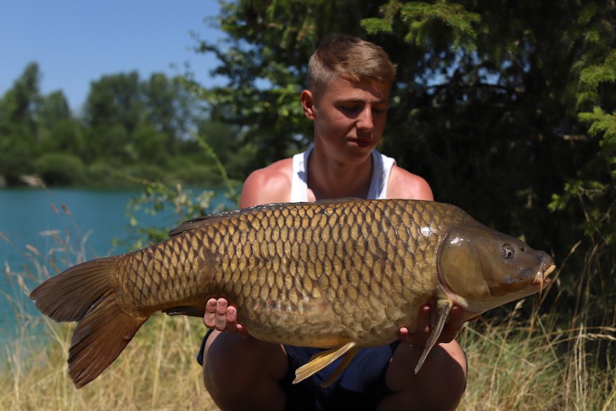 Dylan King, 29lb 8oz, Beach, 29.6.19