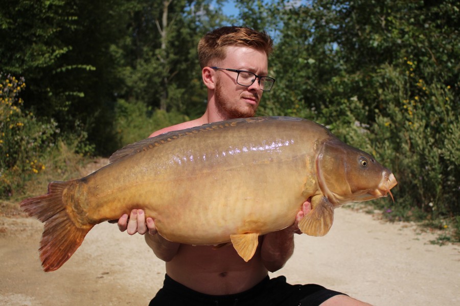 Jason Hewitt, 37lb, Tea Party, 10/08/19