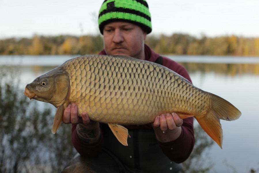 2019 - Fish 064 - 12lb