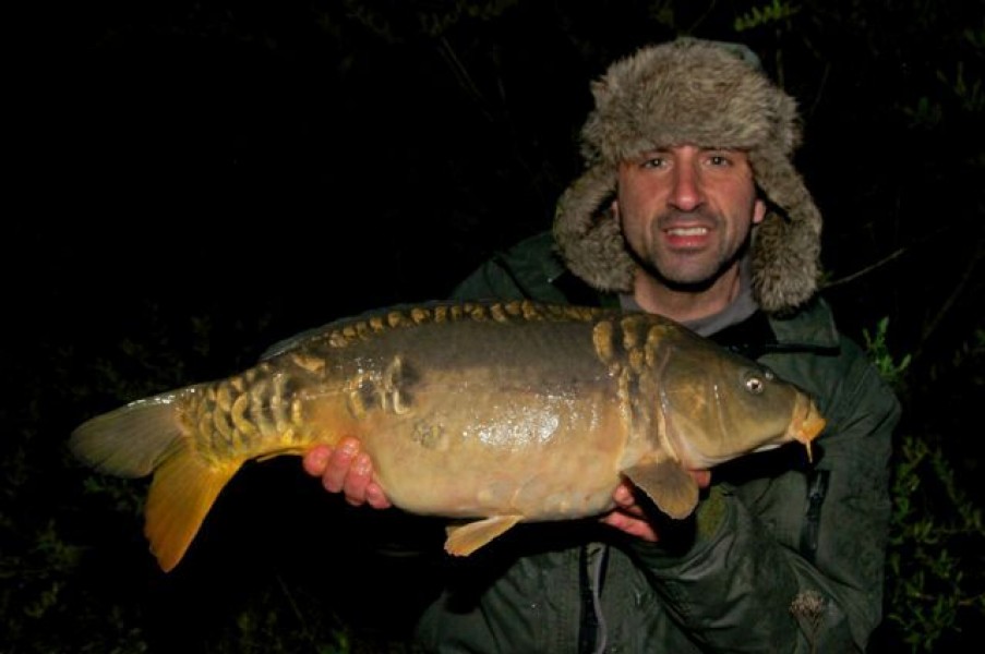 Ali Hamidi with a road lake mirror