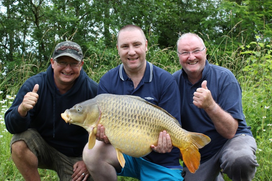 Steve, Danny and Pete with a 27.04lb common