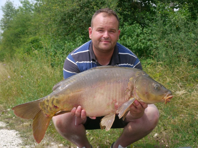 Dave with a mid-twenty mirror