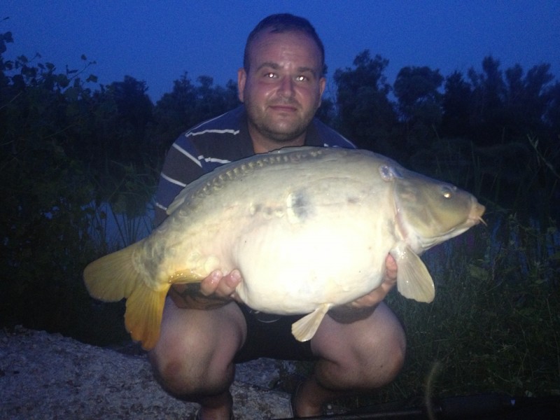 Dave with a mid-twenty mirror