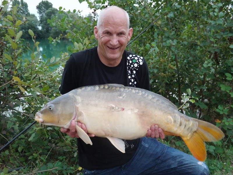 Nigel with a 30lb mirror