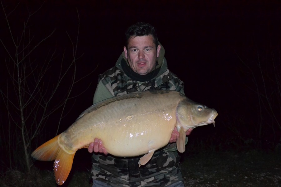 duncan with a 34lbs mirror