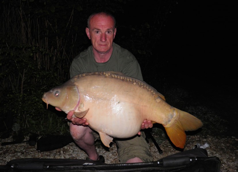 A chunky Road Lake mirror weighing 35.00lbs