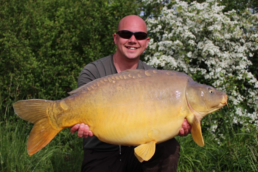 a 32.12lb mirror for Ben