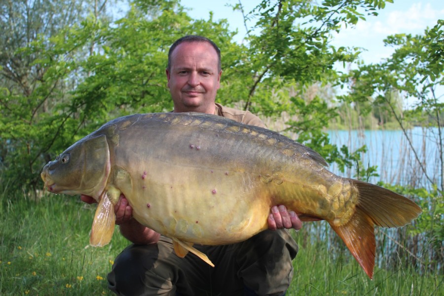 Ian with Shankx 42lb