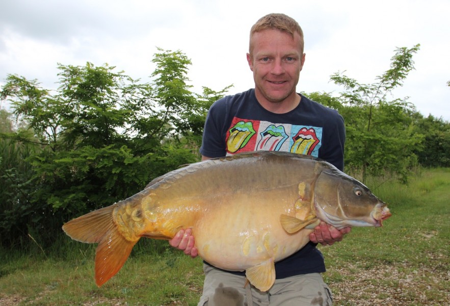 Rob with a 38lb 08oz mirror