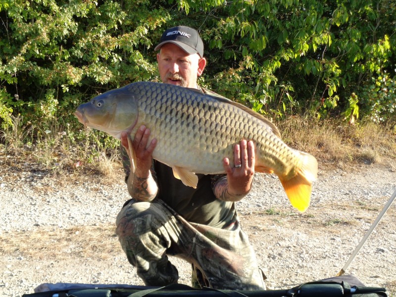 Danny Hill with a 33lb mirror from Brambles