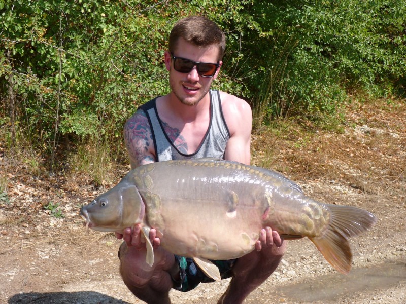 A 33lbs6oz mirror for liam