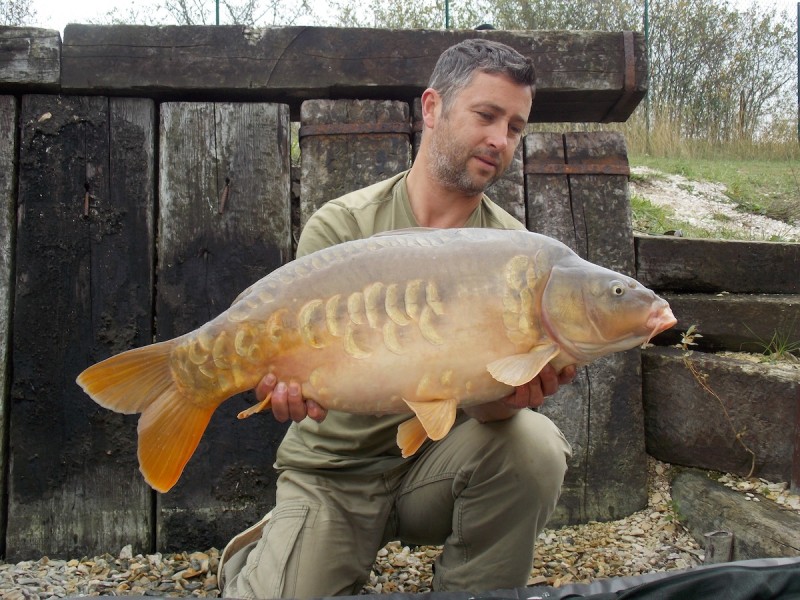 A stunning mirror for Simon