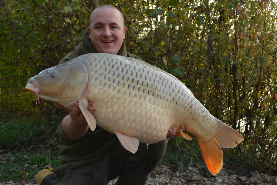 Matt with a 39lb5oz common