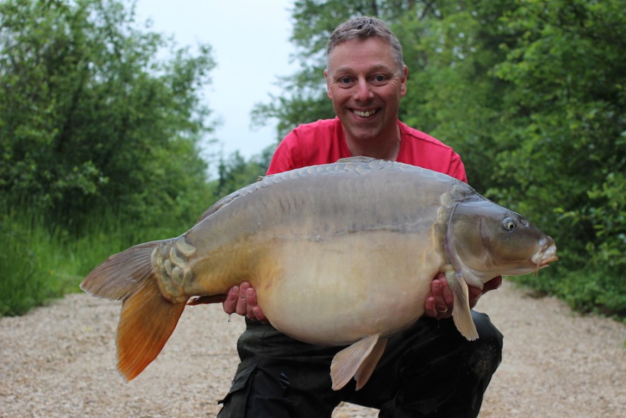 40lbs mirror from The Decoy