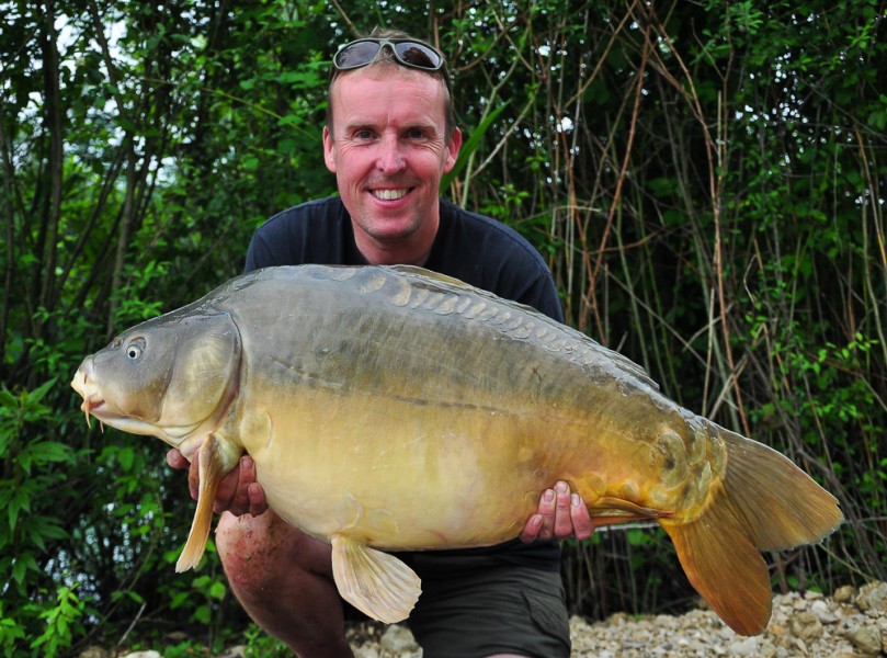 Ed Wade with a 25lbs common