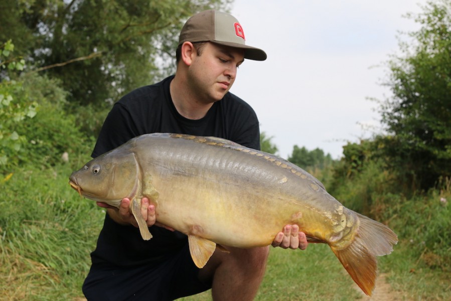 Martin with a 36lb mirror