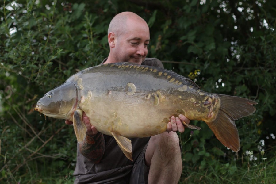 33lb 10oz (Ruby) Tea Party 2