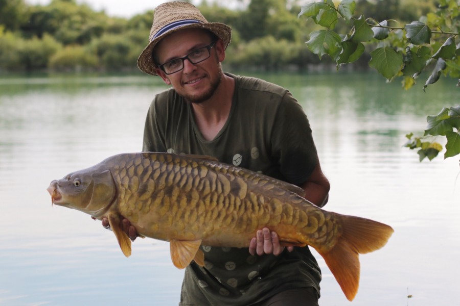 Pretty Mirror for Spooner in Decoy