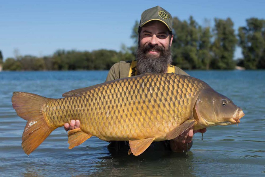 Daniel with Lee's Common 41lb 4oz