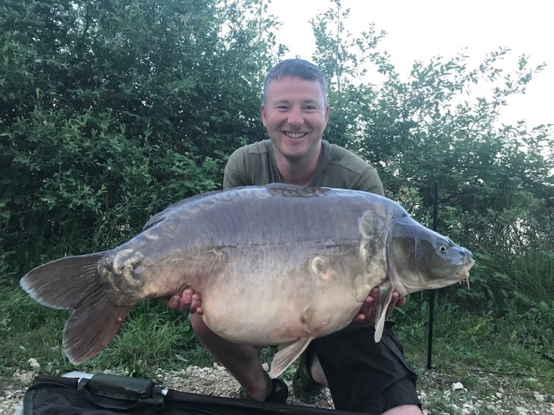 A cracking 45lb mirror for Chris in T2