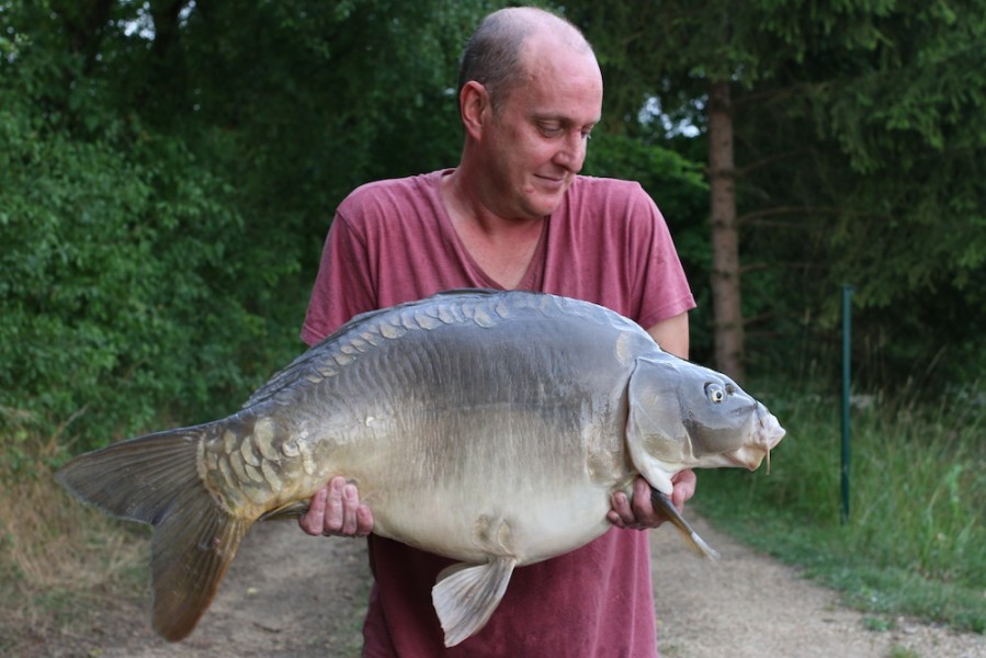 Mark Pearce 34.08oz Dunkerque