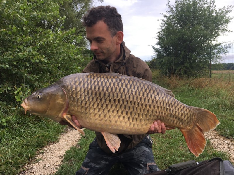 Martijn Markwat with a 36lb Mirror from Turtles Corner 29.7.17