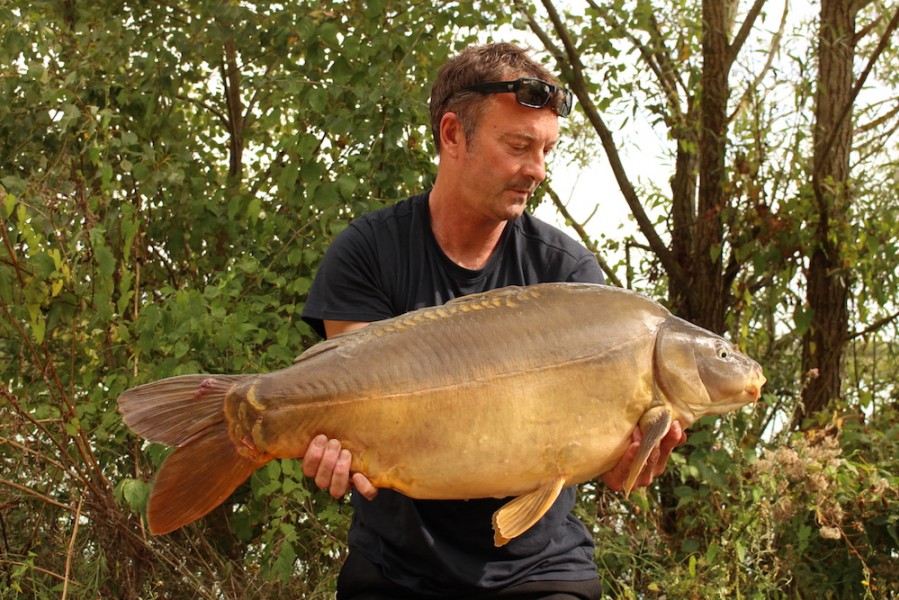 Steve Hughes 33lb14oz Brambles 2.9.17