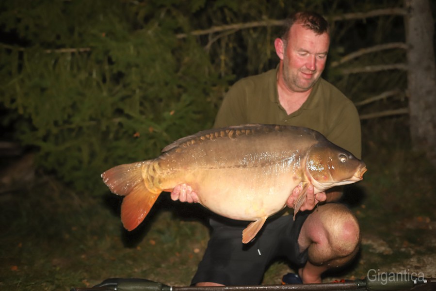 Dave Barlow, 37lb, New Beach, 23.9.17