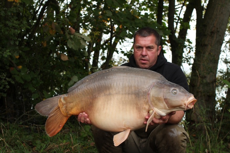 Ian Cannon with The Hammer at 52lb