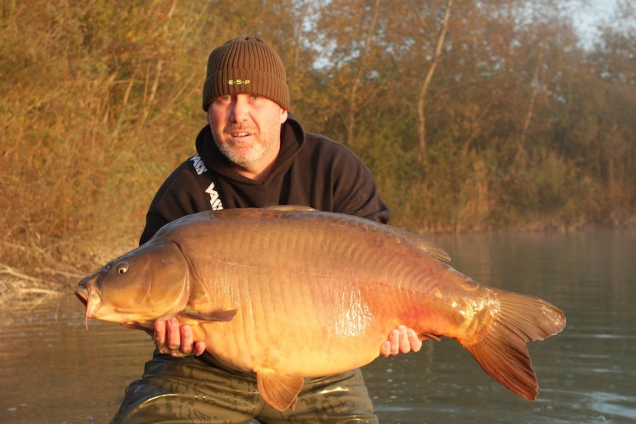 Dean Cullen with his new PB and a new 50 for the Road Lake Ron's at 51.08oz