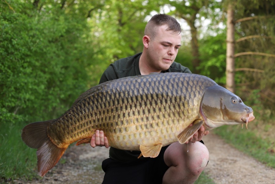 Lewis Ashley, 42lb 4oz, The Cage, 21.4.18