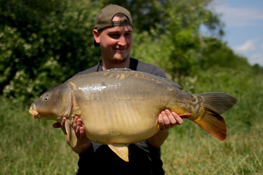 Jay Wallis, 34lb, Turtle Corner, 19.5.18