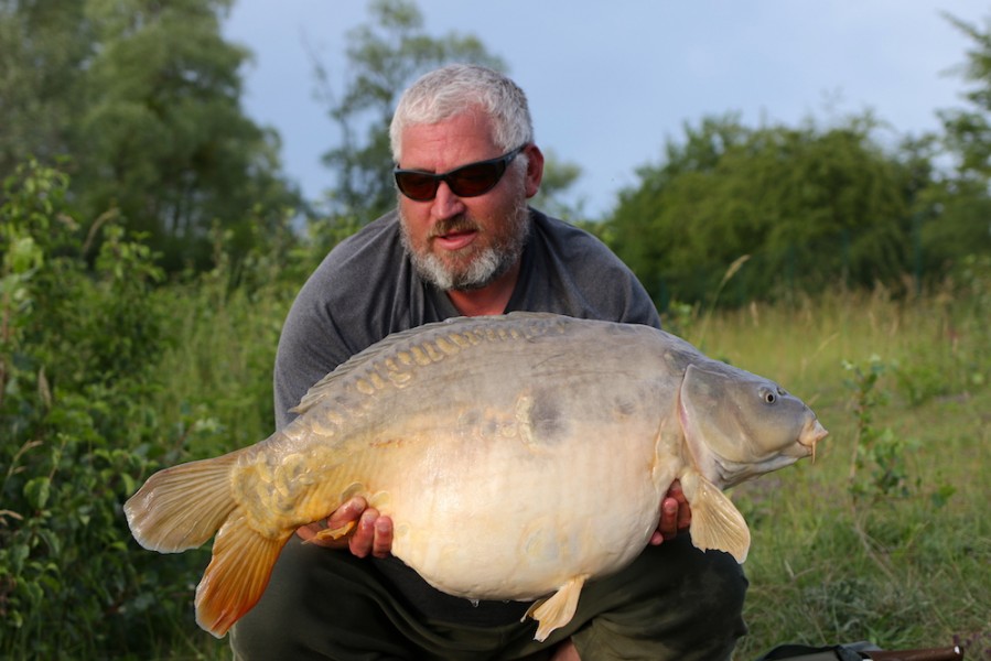 Dale Diamond, 33lb, Billy's, 9,6,18