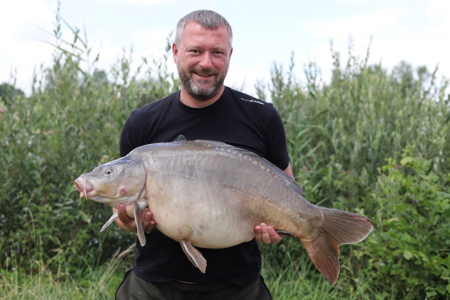 Richard Lewis, 34lb, Billy's, 7.7.18