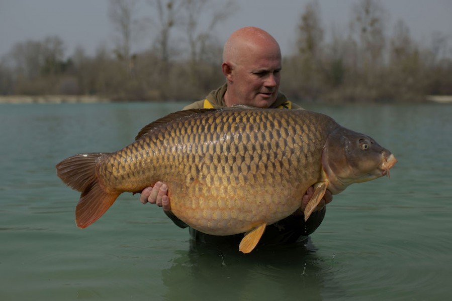 Steve French with Snooki @ 44lb 8oz from the Beach 23/03/19