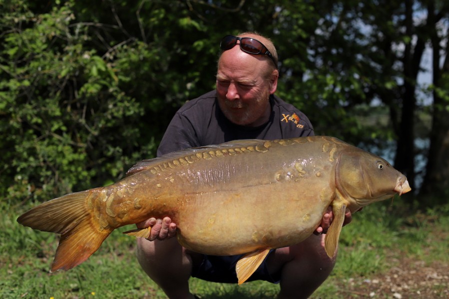 Neil Richards, 37lb 4oz, Tea Party, 27.4.19