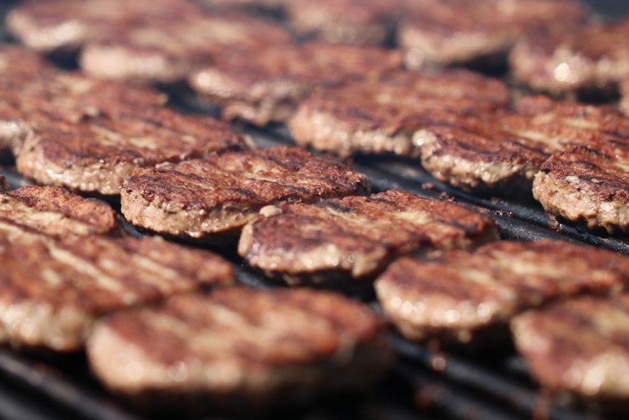 Nom Nom Nom....... Burgers!